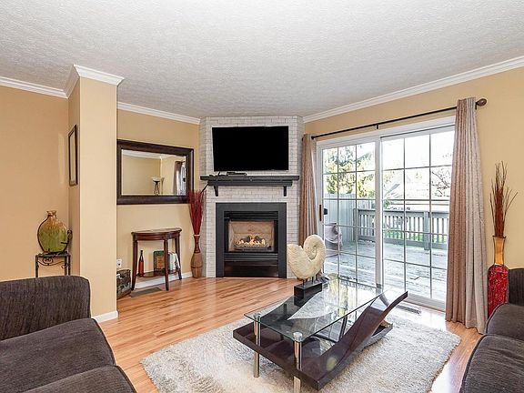 3rd image of 4019 Blendon Point Dr #56B