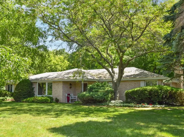 1740 Stoneway COURT, Richfield, WI 53076
