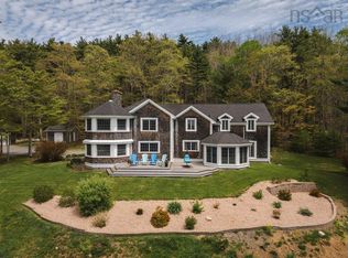6010 Highway 332, Middle Lahave, NS B4V2X4