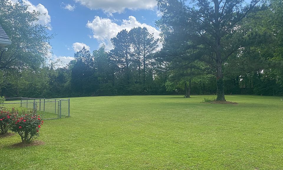 2nd image of 110 Miles Ln