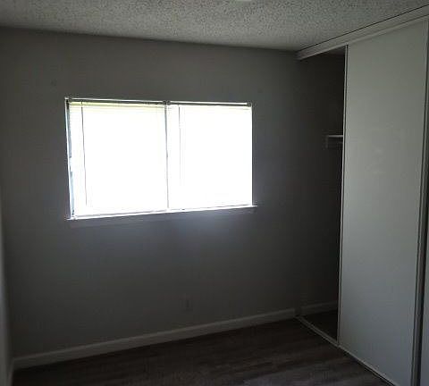 4th image of 9775 Hidden Brk