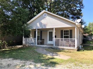1302 W Florida St, Greensboro, NC 27403