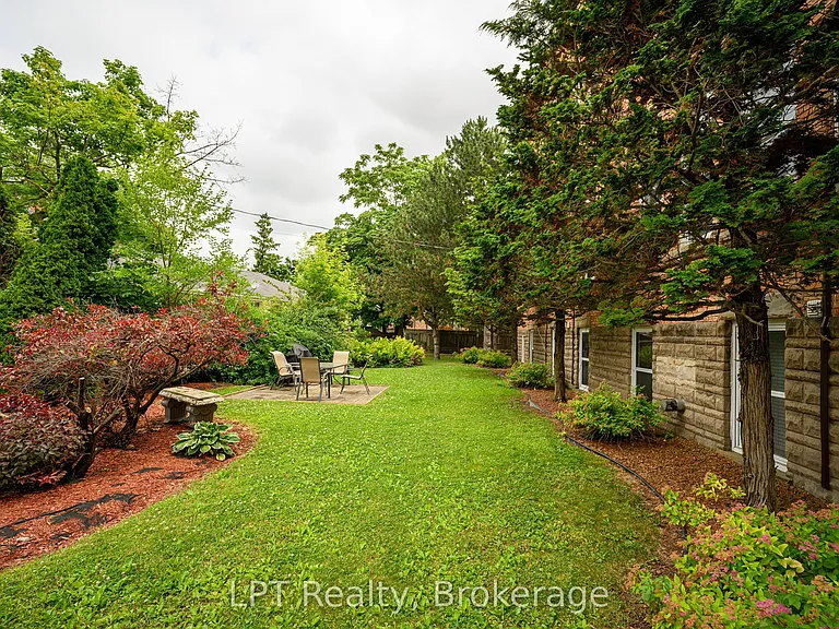 317 Queen St #103 — Photo 21