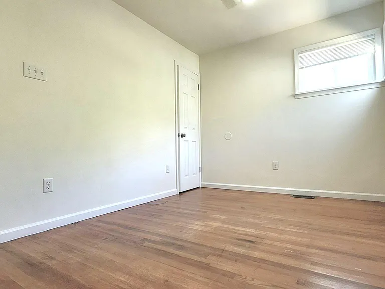 5 Glenwood Dr — Photo 23