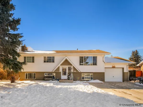 1314 Downey St, Laramie, WY 82072