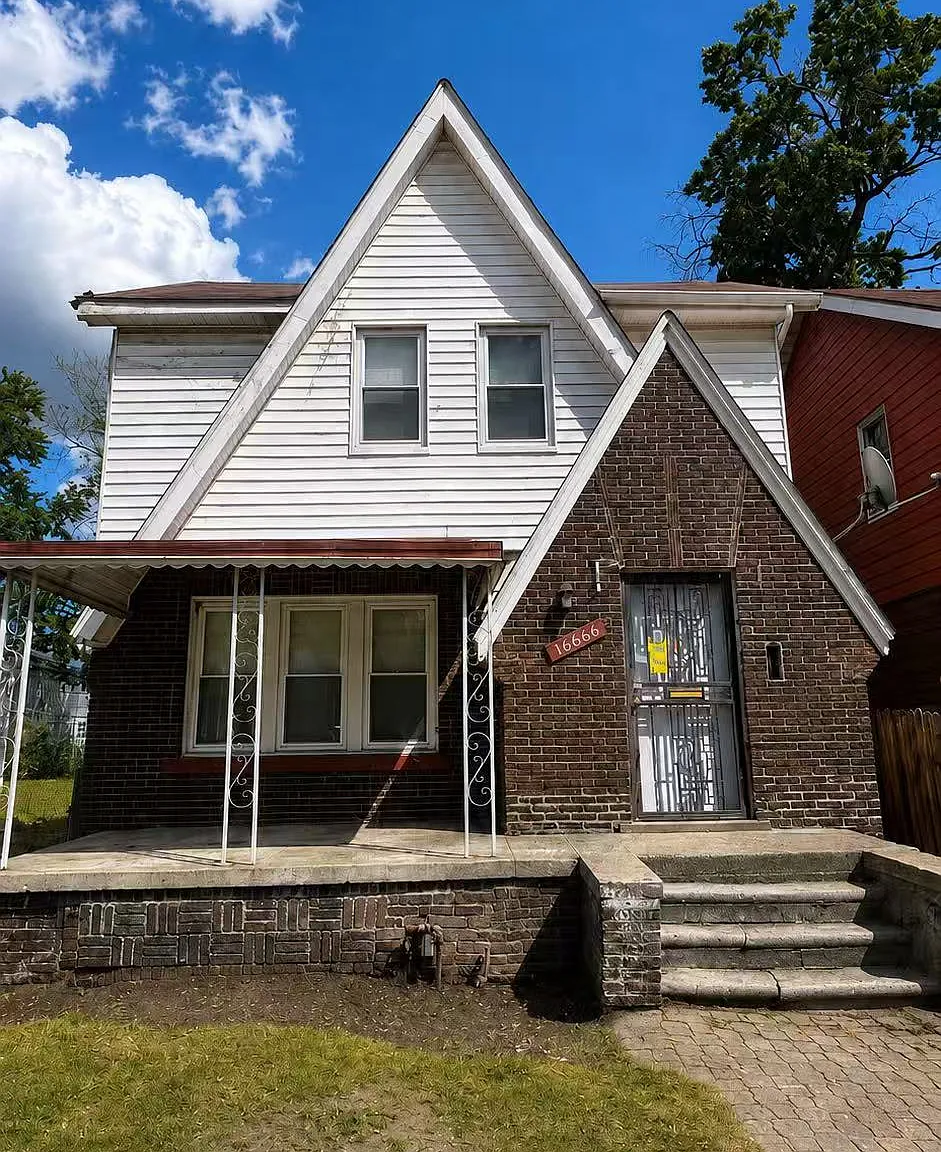 4 bed, 1500 sqft, $1,450 — Photo 1