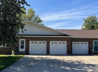 704-706 E Cass St, Montezuma, IA 50171