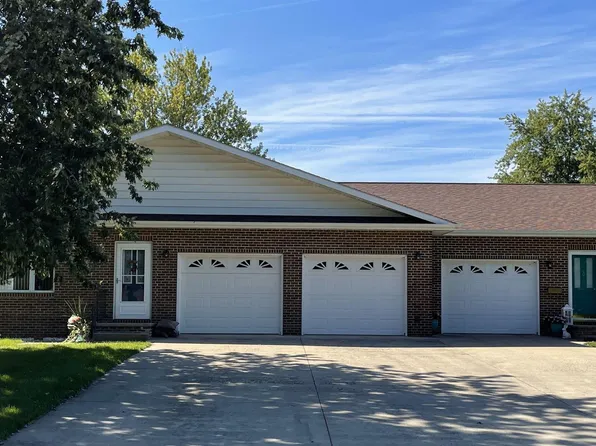 704-706 E Cass St, Montezuma, IA 50171