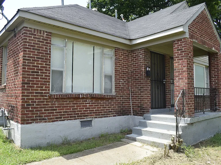 1381 N Lexington Cir #1381 — Photo 3