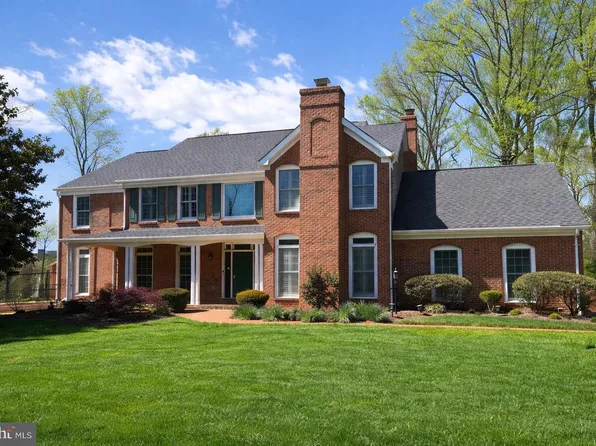 5014 Glen Park Rd, Annandale, VA 22003