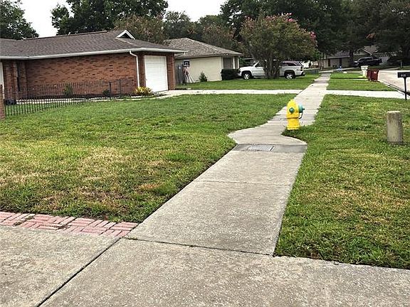 4th image of 812 SANDALWOOD DRIVE