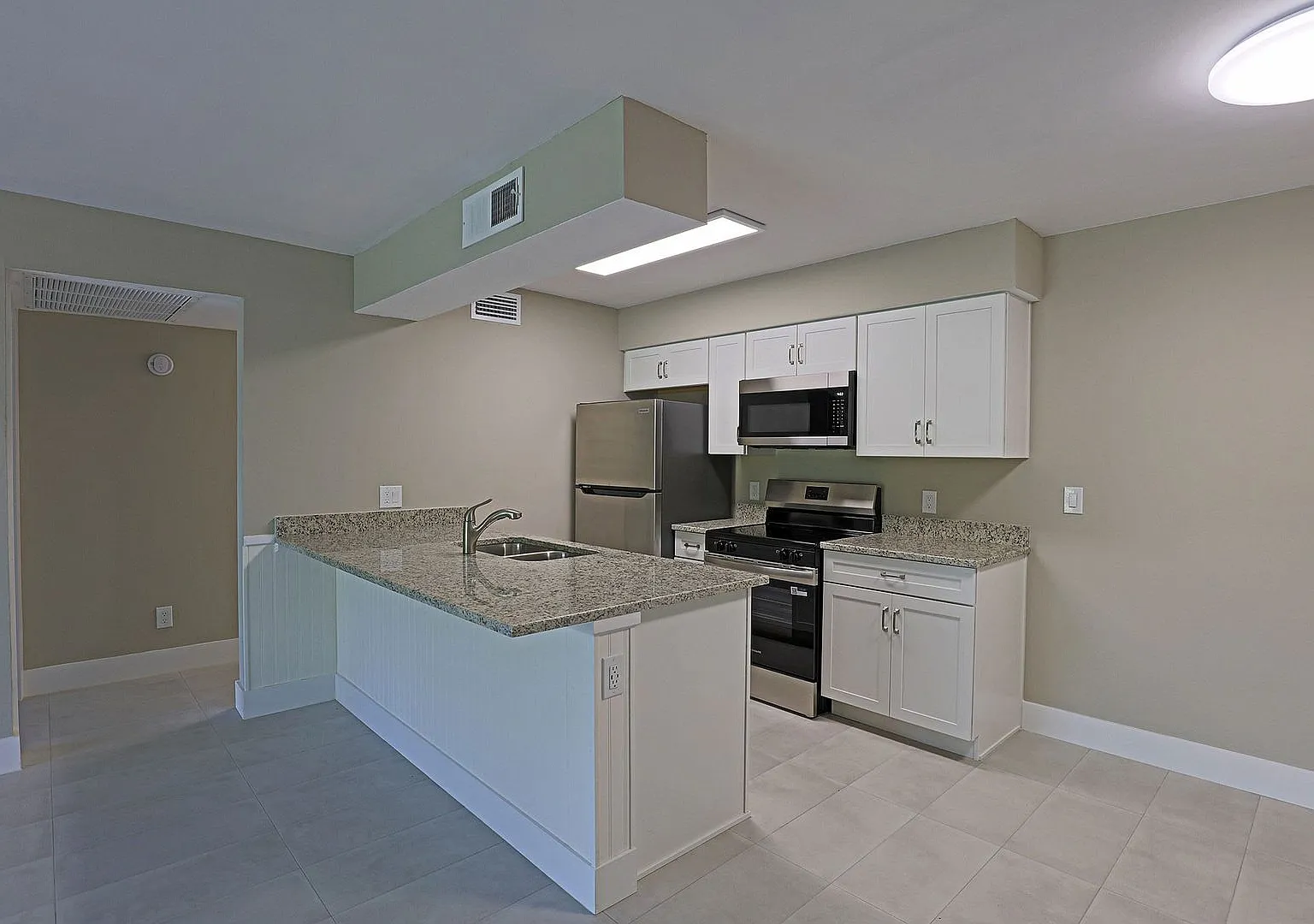 Mystic Gardens 5303-307 — Photo 2