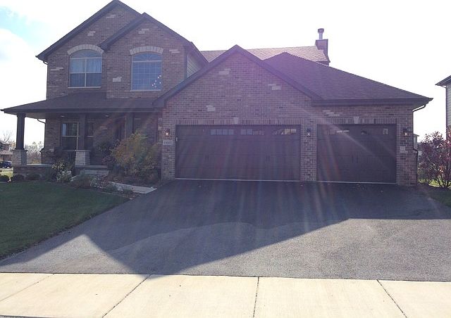 1st image of 16605 W Deerwood Dr