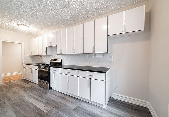3rd image of 7714 Bay Pkwy #1R