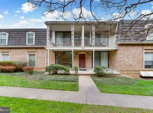 3111 Patrick Henry Dr APT 625, Falls Church, VA 22044
