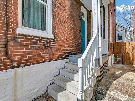 2nd image of 3143 Shenandoah Ave