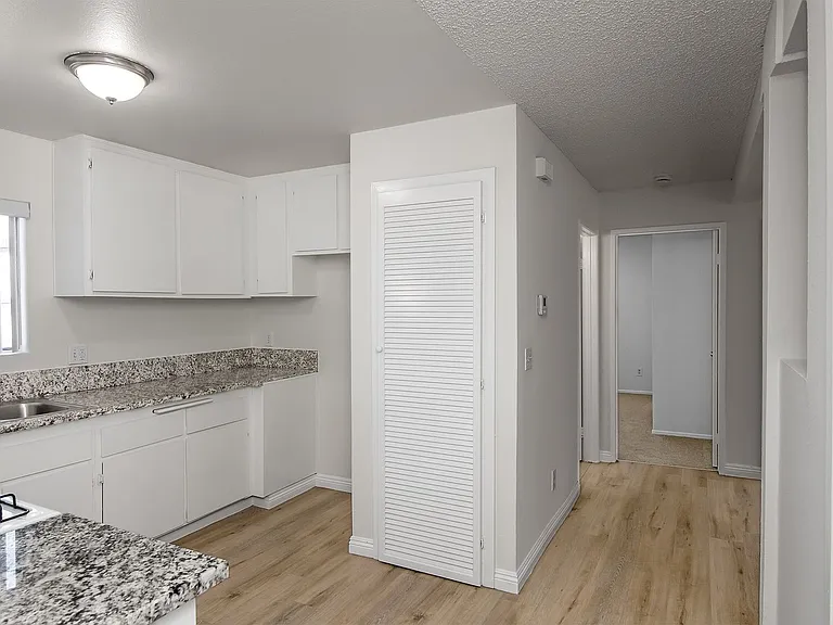 1349 Elm Ave #51 — Photo 6