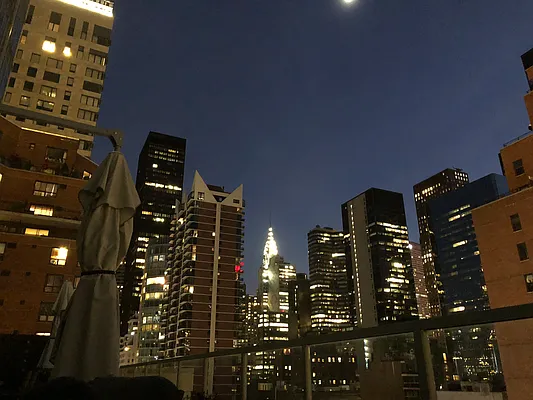 Rented by Compass | media 29