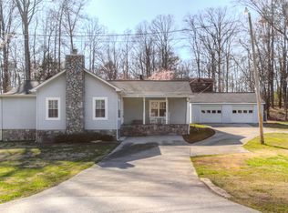 1517 Glendale Dr NE, Dalton, GA 30721