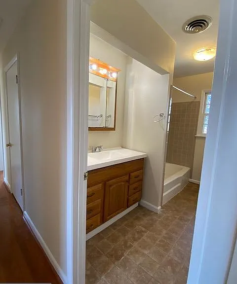 6226 Townsend Dr — Photo 8