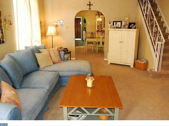 3rd image of 6711 Torresdale Ave