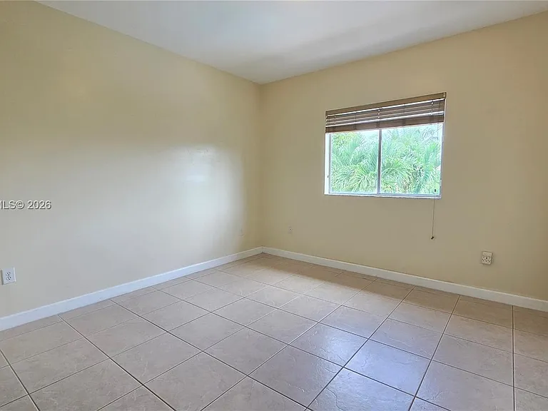 15743 SW 145th Ter — Photo 23