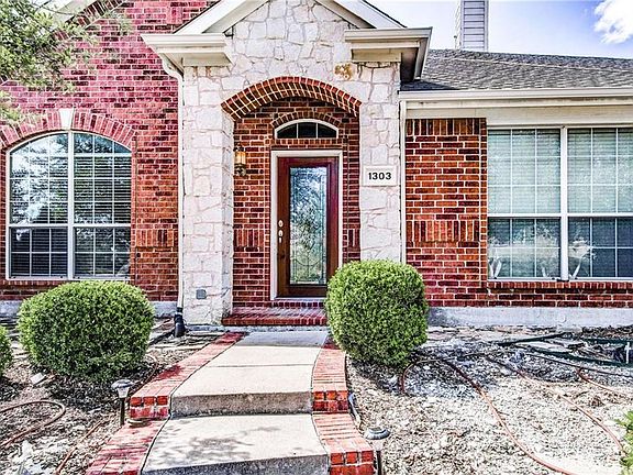 4th image of 1303 Bradford Trace Dr