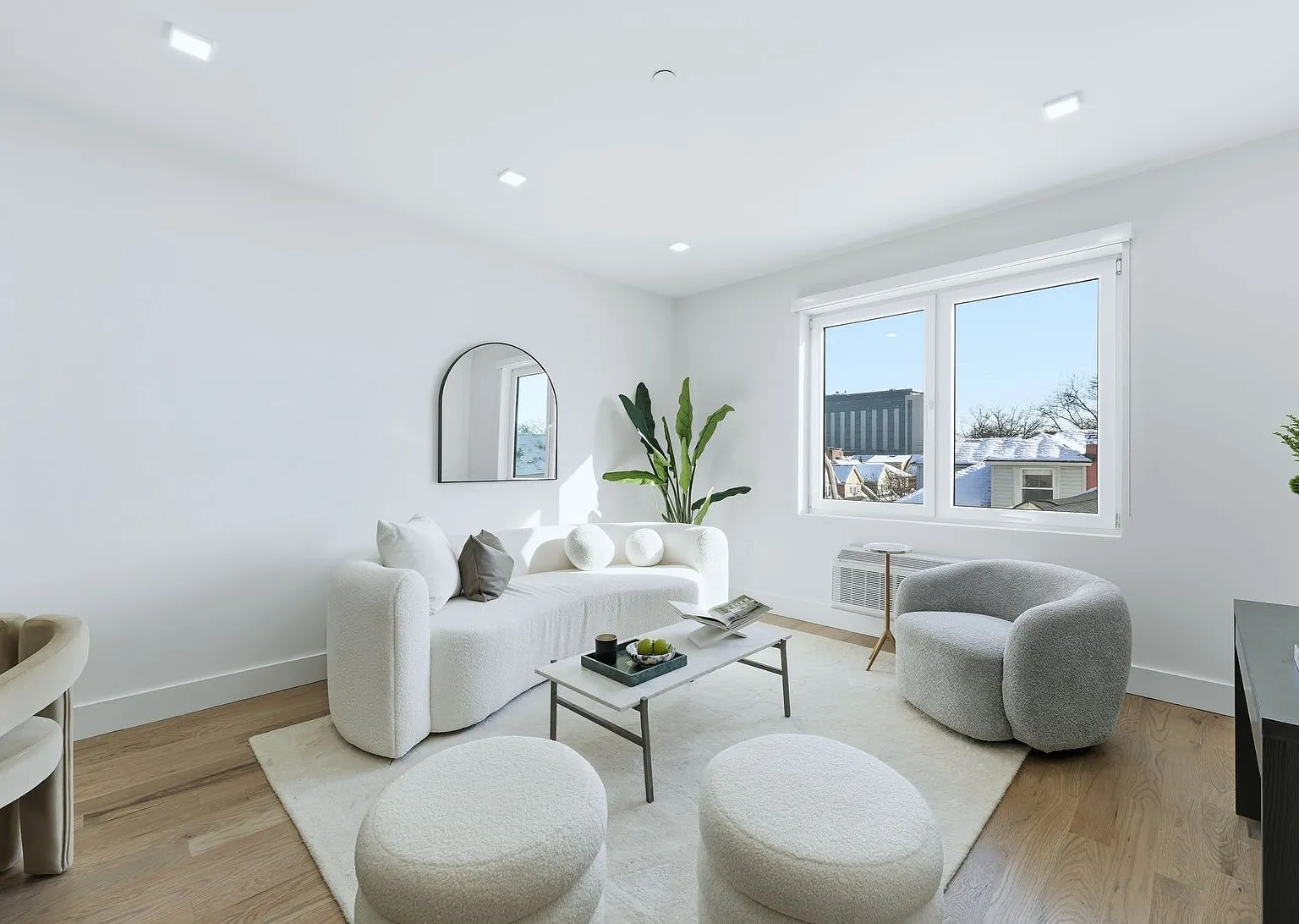 1 bed, 758 sqft, $2,650 — Photo 3