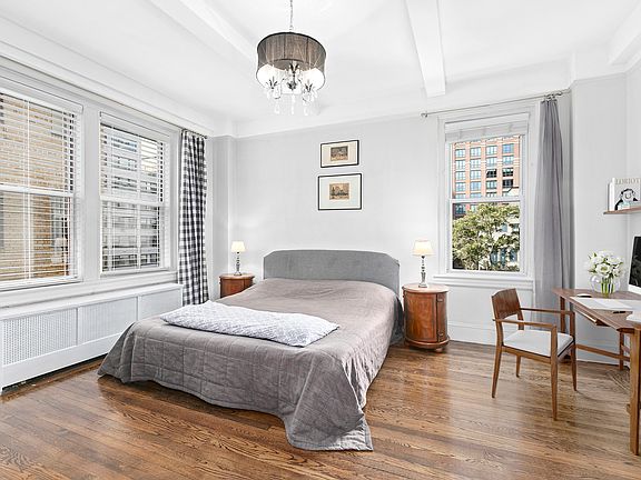 5th image of 425 E 51st St APT 7D