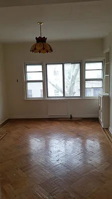 Rented by MCR Realty | media 12