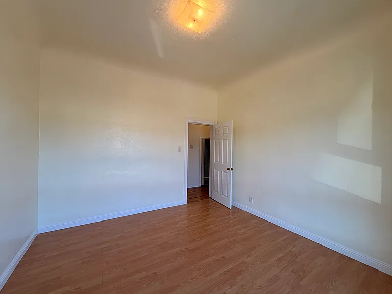 1008 Huron Ave #1008 — Photo 16