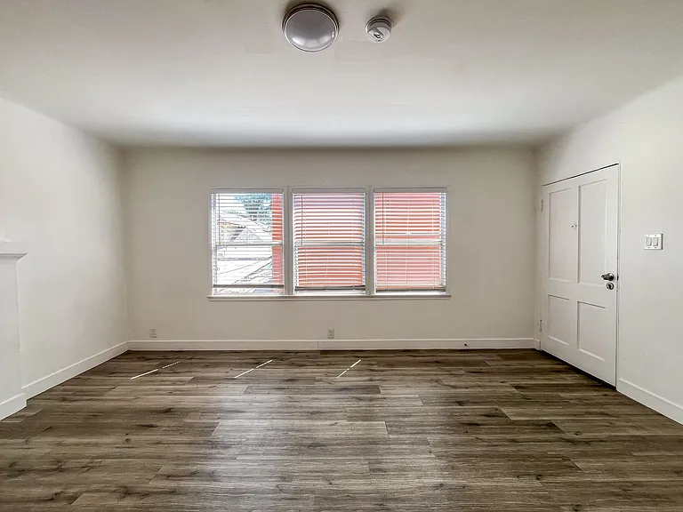 6729-6803 Middleton St — Photo 11