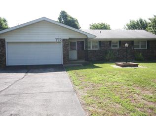 720 S Main St, Willard, MO 65781