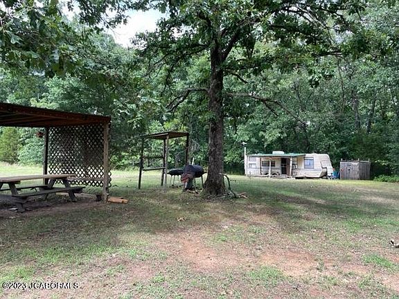 2nd image of 19199 Big Pond Ln