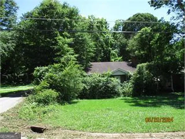 202 Elizabeth St, Griffin, GA 30223
