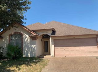 303 Cinnamon Teal Loop, Laredo, TX 78045
