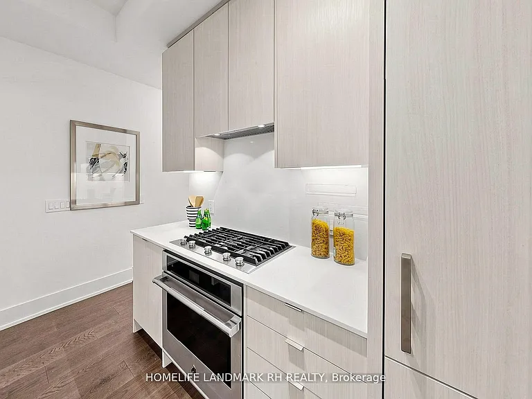 270 Davenport Rd #Townhouse 6 — Photo 13
