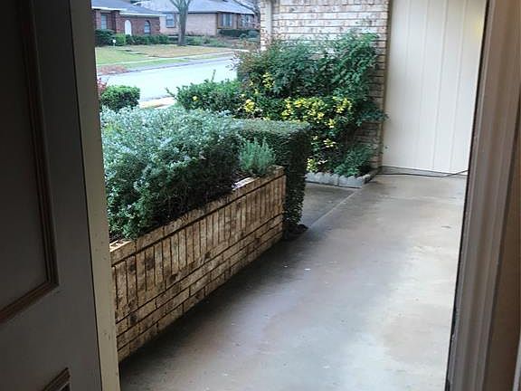 4th image of 2405 Aquaduct Dr