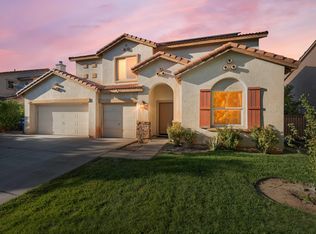 2431 Moonlight Ct, Palmdale, CA 93550