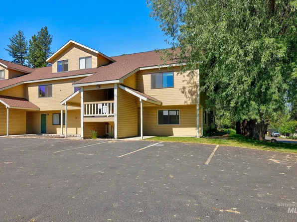 300 Washington St #107, McCall, ID 83638