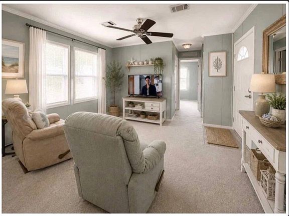 3rd image of 514 Outer Dr