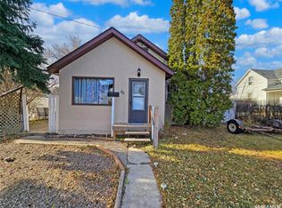 96 7th Ave NE, Swift Current, SK S9H2N1