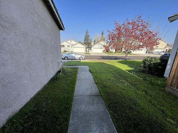 3rd image of 714 Brittanyann Ln
