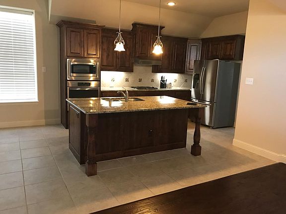 2nd image of 16207 Mapleshade Dr