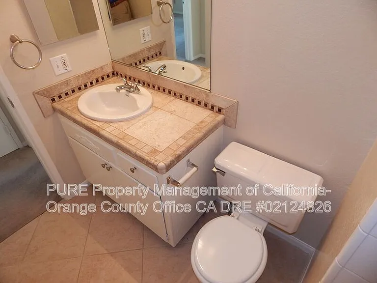 16972 Hoskins Ln #5 — Photo 13