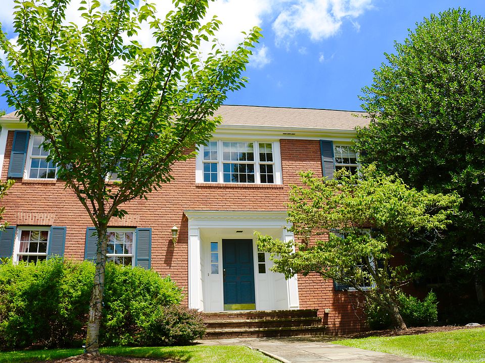 1st image of 47 Green Pl