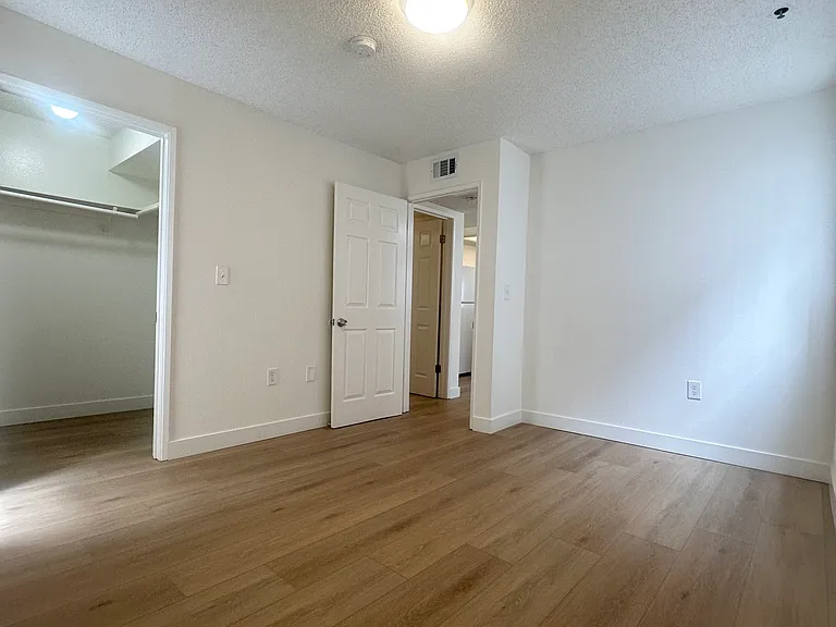 328 E Providencia Ave #105F — Photo 6