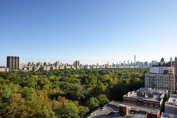 Sold by Warburg | media 26