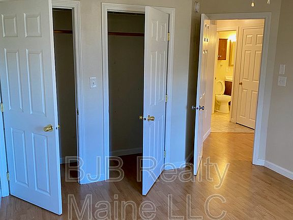 5th image of 6 Oregon Ave APT 17