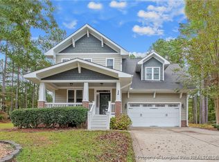 32 Overview Ct, Spring Lake, NC 28390